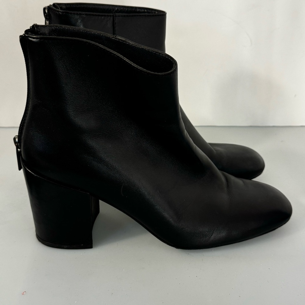 Stuart Weitzman Bacari Bootie Block Heel Black Le… - image 1